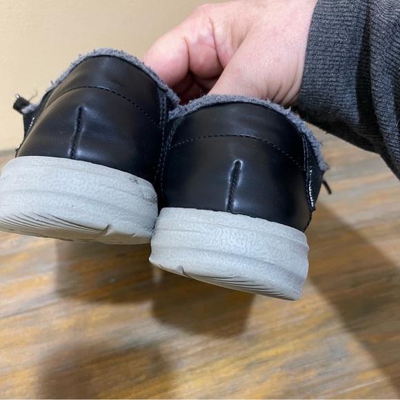 Hey Dude Wendy Corduroy Slip On Comfort Shoes Black Fabric Casual Womens 6 - Picture 5 of 8